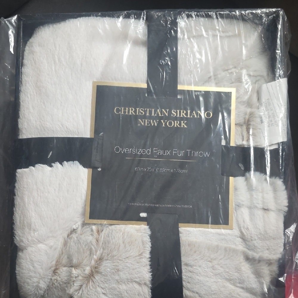 Christian Siriano New York Faux Fur Throw - White and Gray